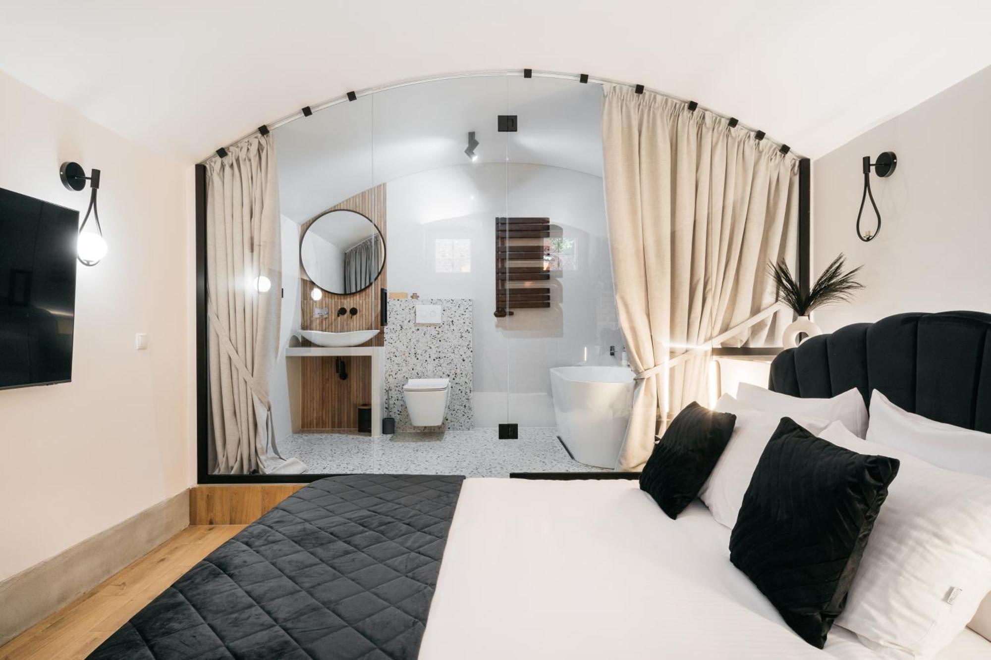 Old Town Oasis - Loftaffair Apartment Krakow Bagian luar foto