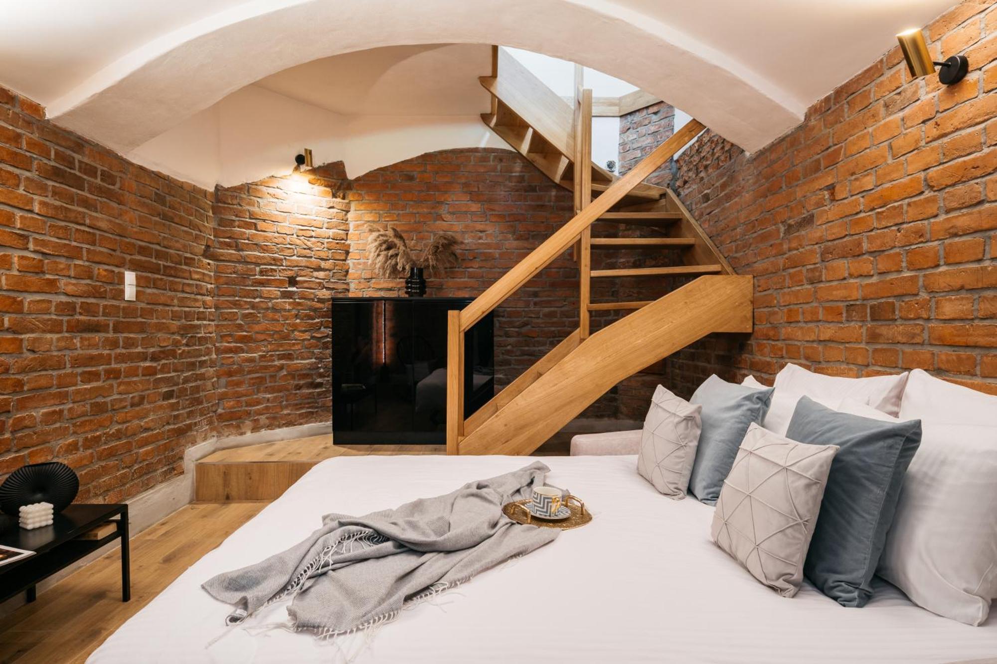 Old Town Oasis - Loftaffair Apartment Krakow Bagian luar foto
