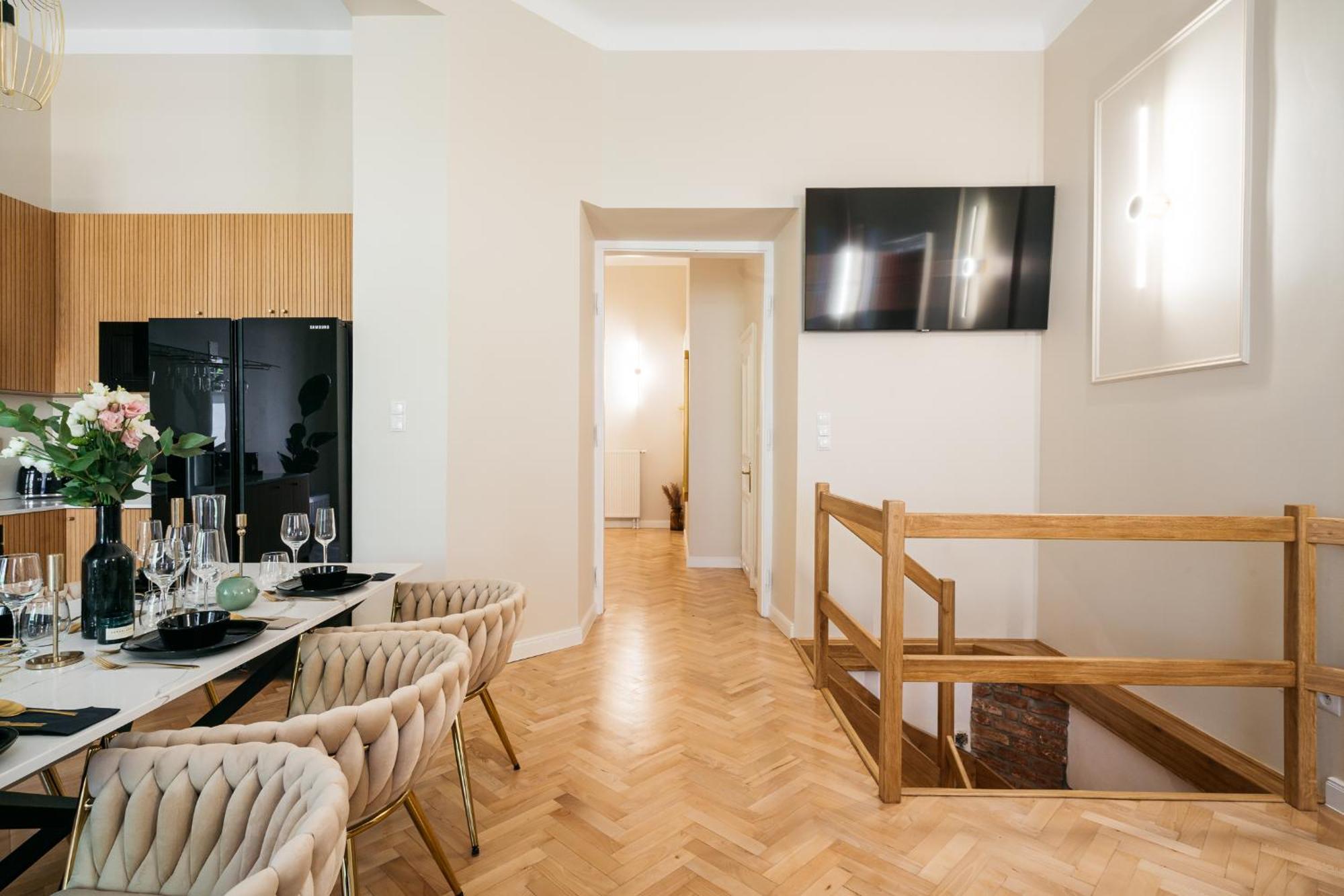 Old Town Oasis - Loftaffair Apartment Krakow Bagian luar foto